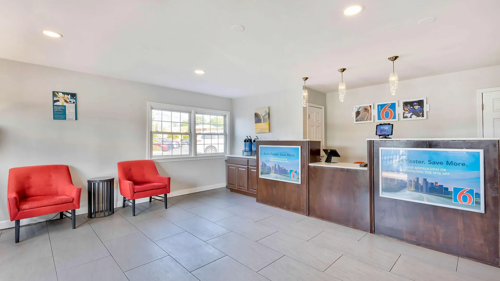 Where to Stay Near Green Spring Gardens Park: 4 Budget Hotels