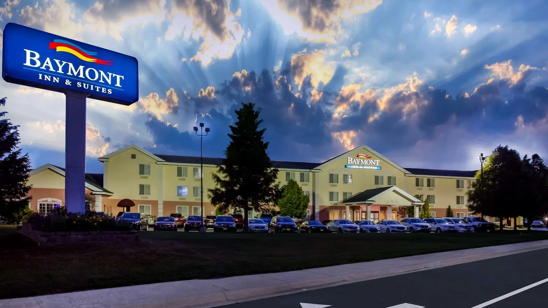 5 Central Hotels Close to Fort de Buade Indian Museum