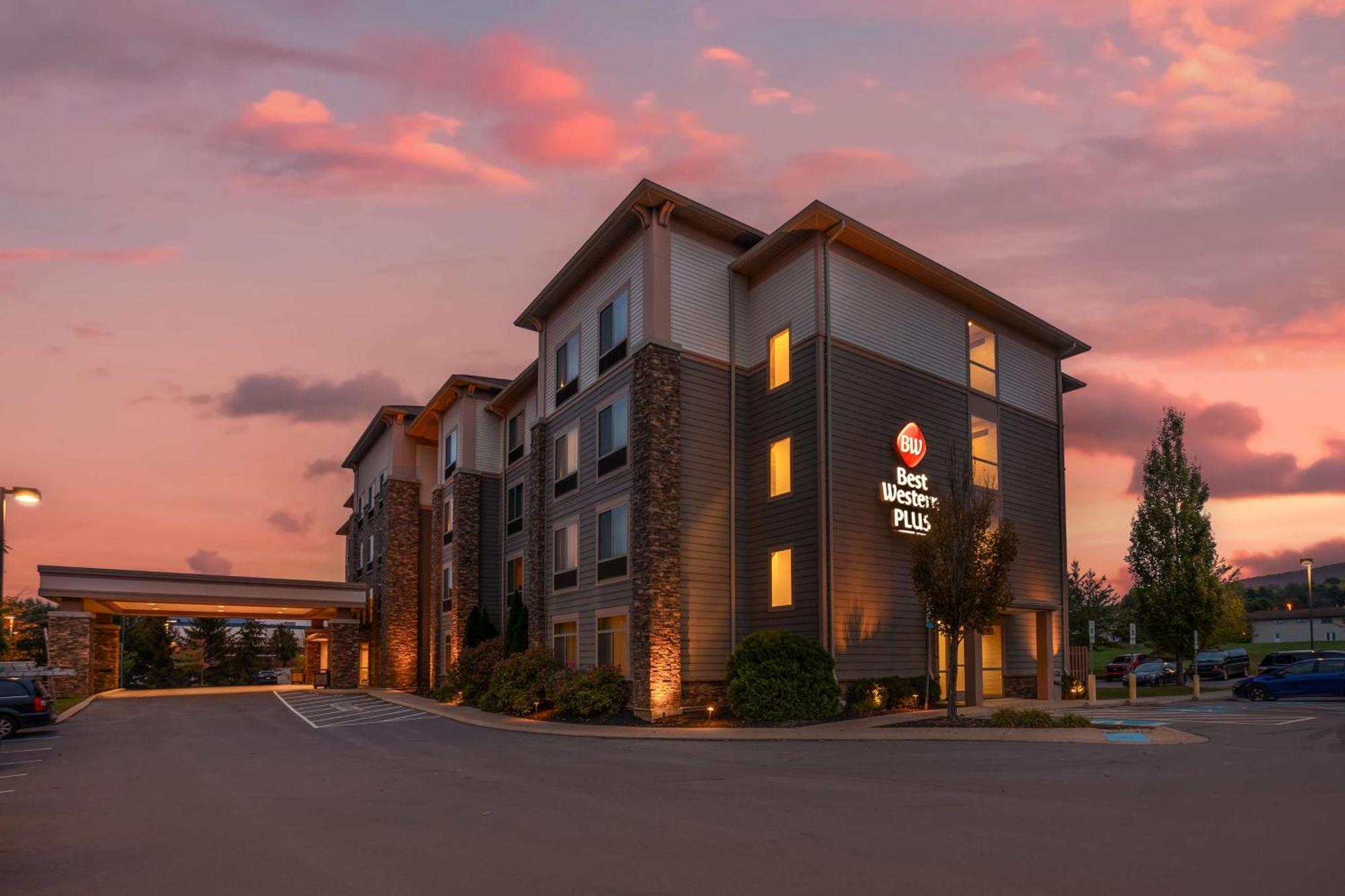 5 Business Hotels Close to Bryce Jordan Center, State College
