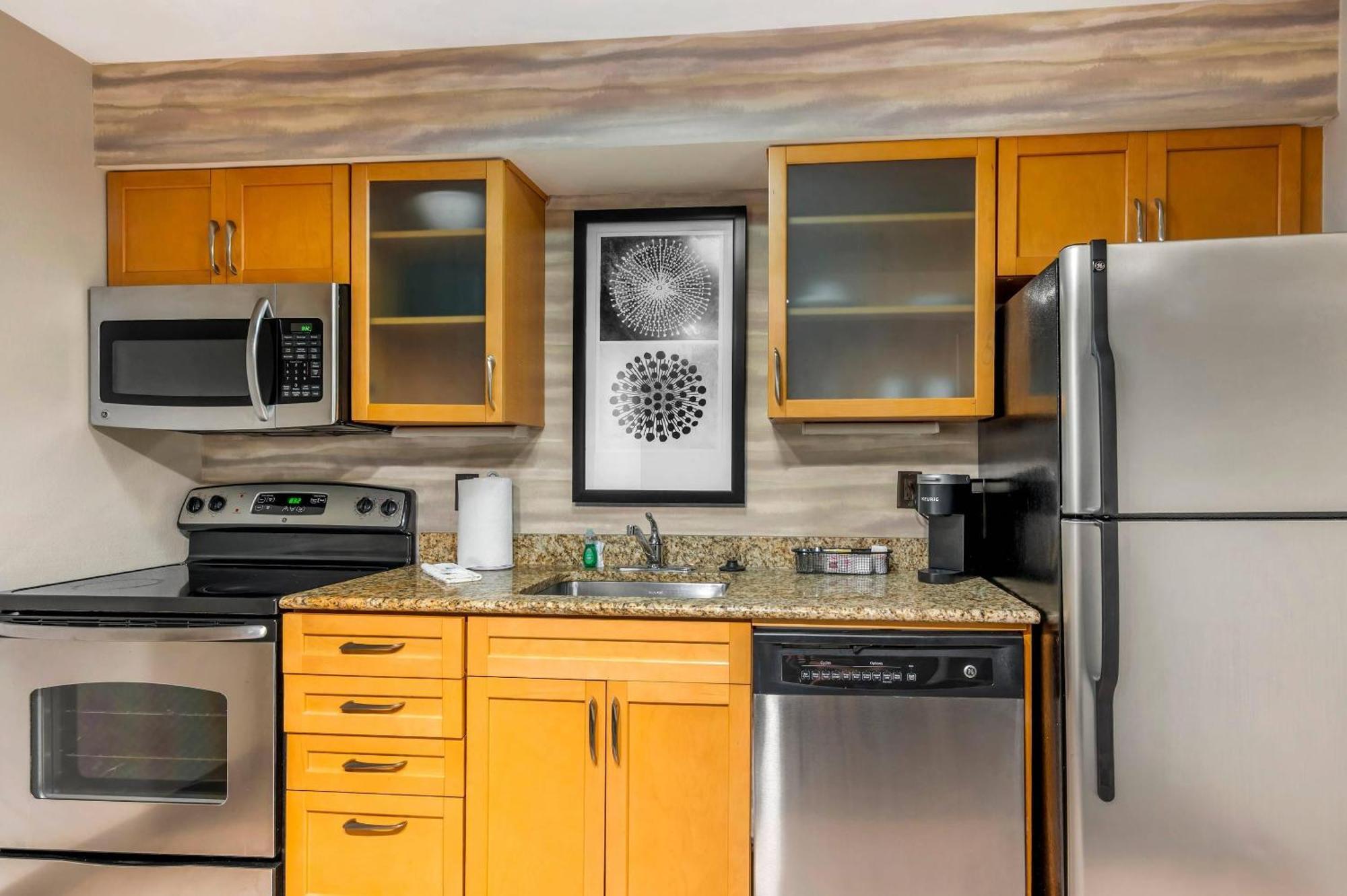 4 Top 3-Star Hotels Near Holocaust Museum St. Louis