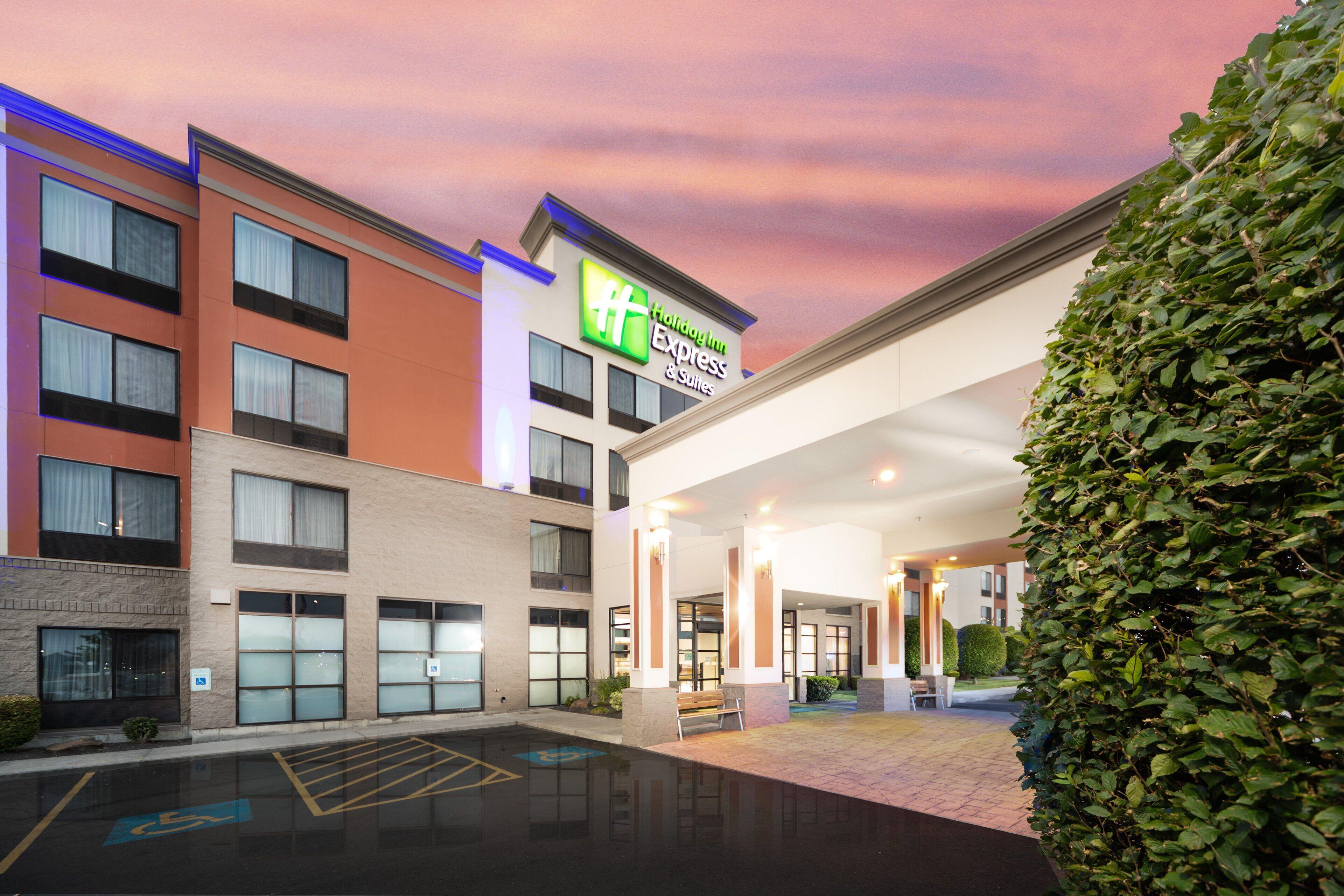 10 Holiday Inn Express Hotels in the Pacific Northwest Worth Booking